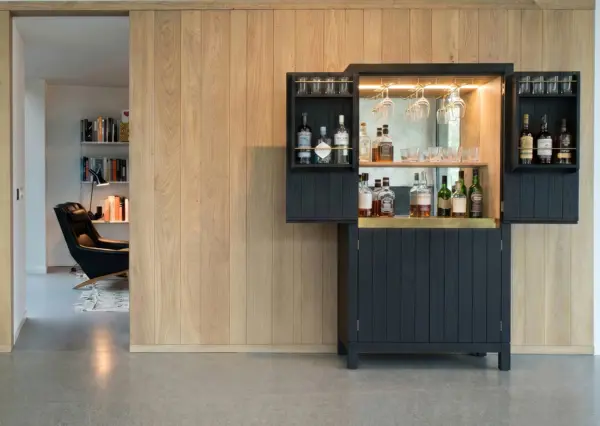 5.IHP.665.The Drinks Cabinet.Newport Low Res