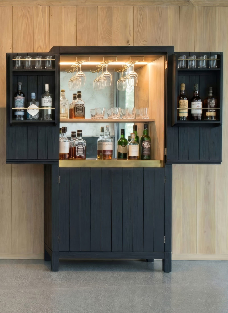 5.IHP.665.The Drinks Cabinet.Newport Low Res